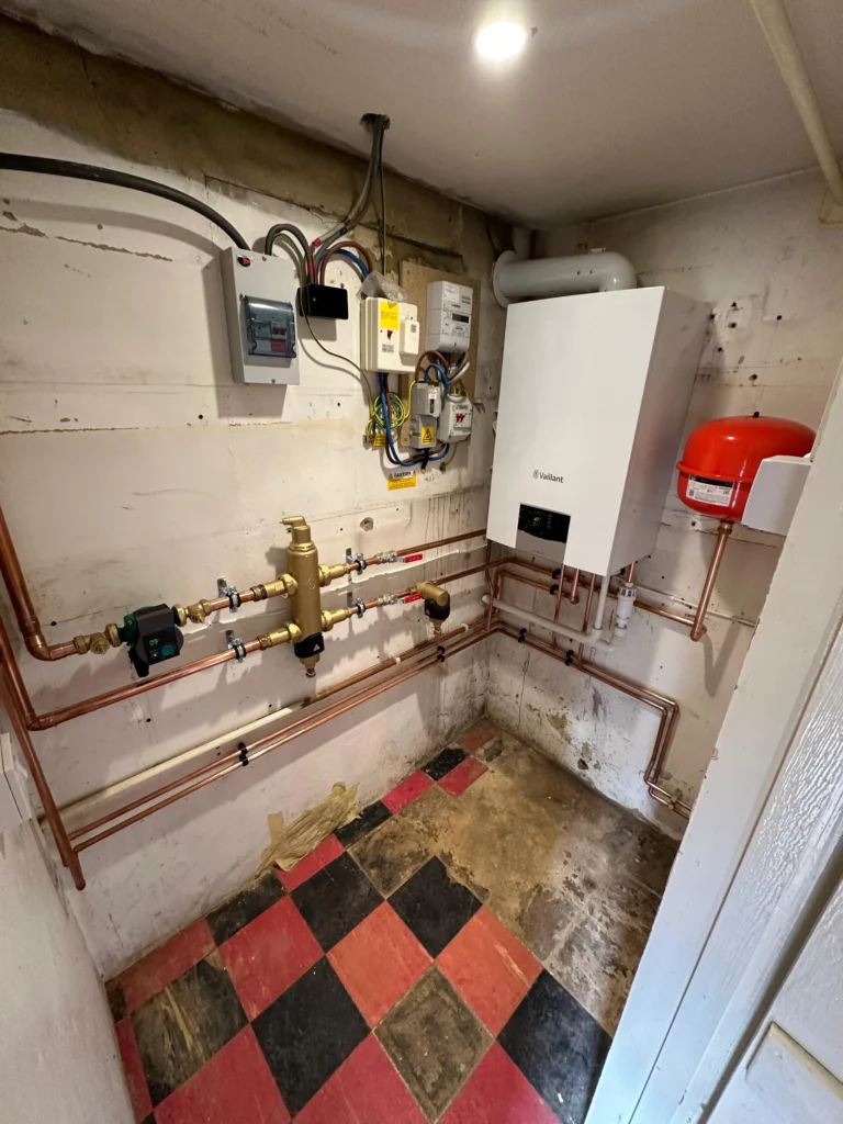 Professional vaillant boiler heating system installation